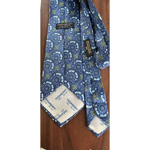 Vtg 1970's Yves Saint Laurent Paris New York All Silk Tie Weighted Up To 40% Hud